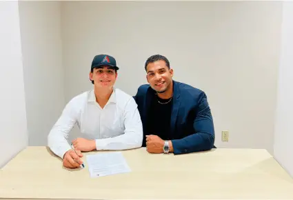 Beisbolista cubano firma con Arizona Diamondbacks