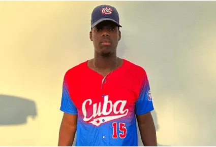 Fuentes: Talentoso bateador ambidextro sale de Cuba